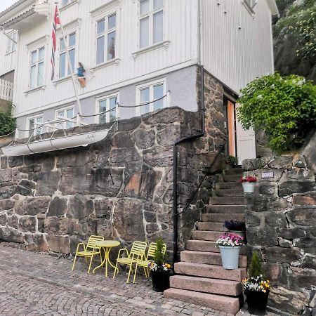 Charm Inn Arendal - City Center Екстер'єр фото