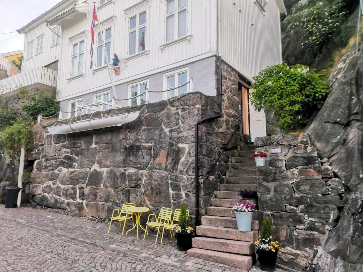 Charm Inn Arendal - City Center Екстер'єр фото