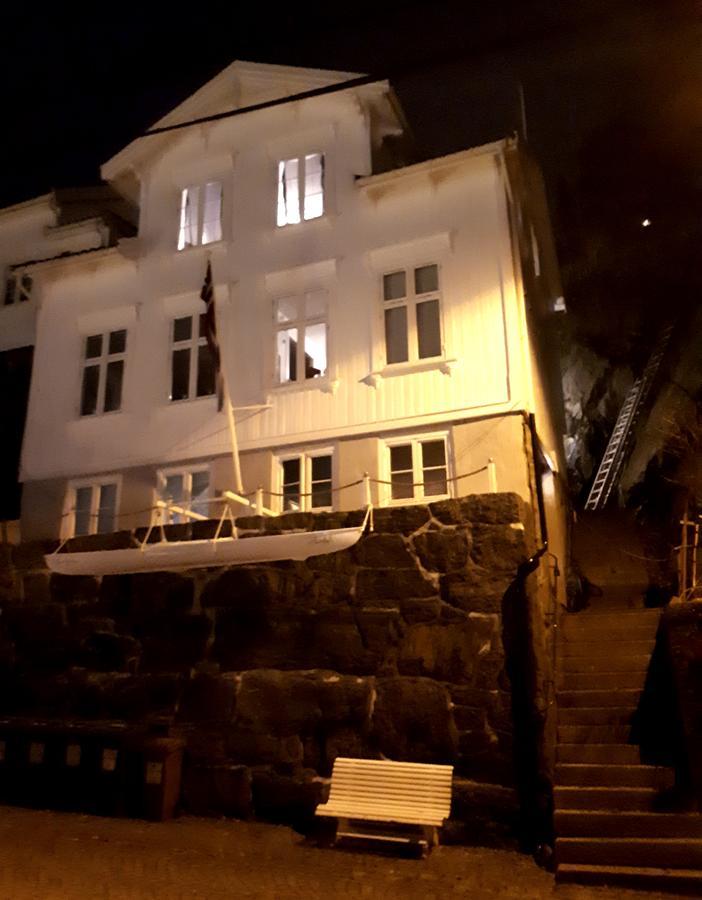 Charm Inn Arendal - City Center Екстер'єр фото